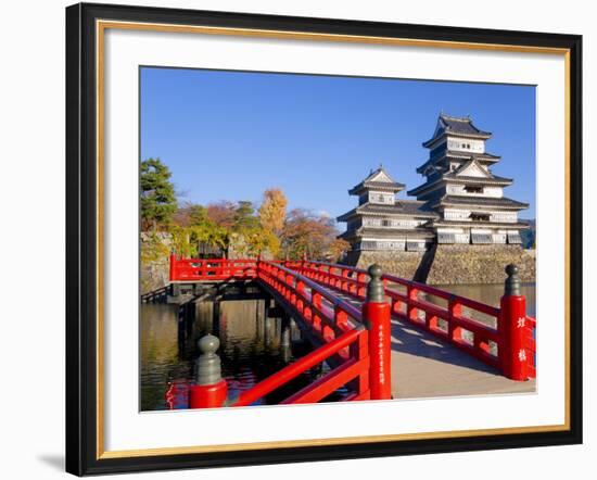 Japan, Central Honshu (Chubu), Nagano Prefecture, Matsumoto, Matsumoto-jo (Matsumoto Castle)-Gavin Hellier-Framed Photographic Print