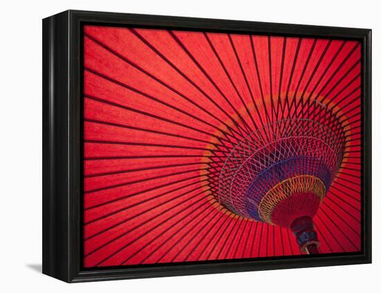 Japan, Kyoto, Higashiyama, Japanese Red Umbrella-Steve Vidler-Framed Premier Image Canvas