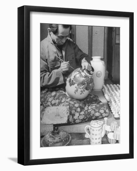 Japanese Pottery Worker Painting Large Vase-Dmitri Kessel-Framed Photographic Print