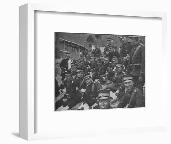 Japanese soldiers on the way to the front: the noonday meal of tea and rice, 1904-1905-Unknown-Framed Photographic Print