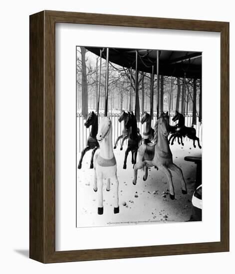 Jardin des Tuileries 1950-Izis-Framed Art Print