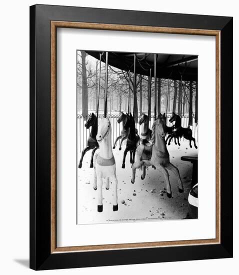 Jardin des Tuileries 1950-Izis-Framed Art Print