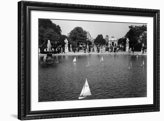 Jardin des Tuileries, Paris 1950s-Jules Dortes-Framed Giclee Print