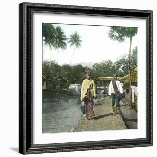 Javanese People from the City of Bogor (Indonesia), around 1900-Leon, Levy et Fils-Framed Photographic Print