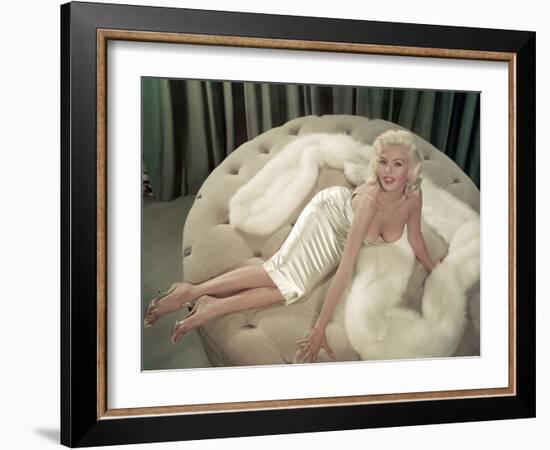 Jayne Mansfield Wearing a Close-Fitting Dress and a Fur Stole, C. 1956-null-Framed Photo