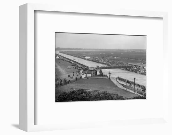 JCC Double Twelve Race, Brooklands, Surrey, 1929-Bill Brunell-Framed Photographic Print