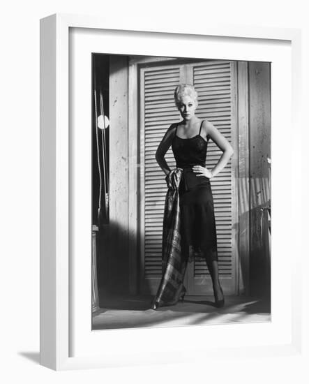 JEANNE EAGLES, 1957 directed by GEORGE SIDNEY Kim Novak (b/w photo)-null-Framed Photo