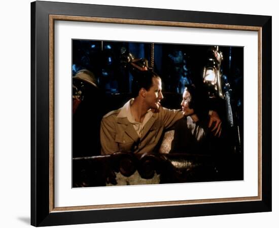 Jeff Daniels and Mia Farrow PURPLE ROSE OF CAIRO, 1985 directed by WOOD Y ALLEN (photo)-null-Framed Photo