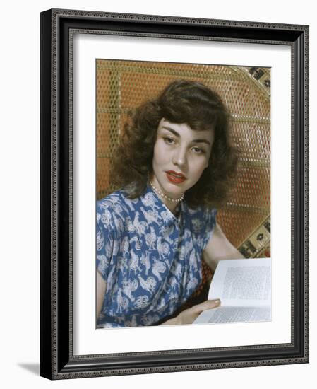 Jennifer Jones (photo)-null-Framed Photo