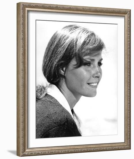 Jennifer O'Neill - Summer of '42-null-Framed Photo