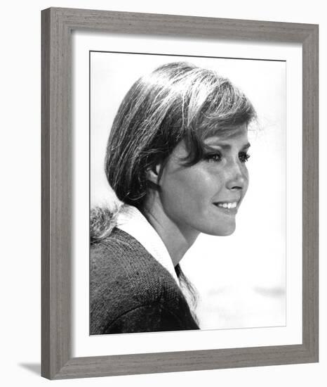 Jennifer O'Neill - Summer of '42-null-Framed Photo