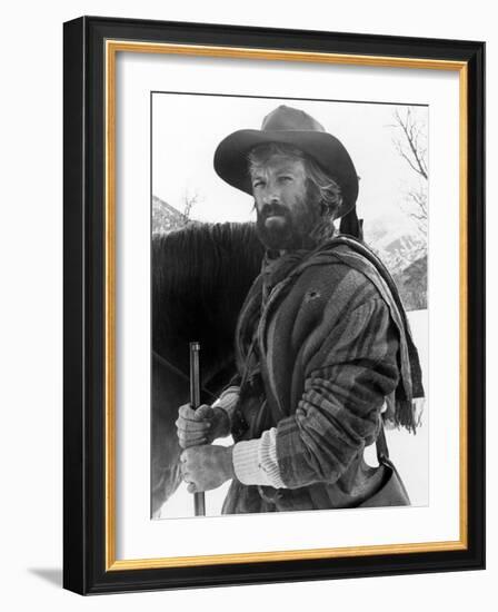 JEREMIAH JOHNSON, 1972 directed by SYNEY POLLACK Robert Redford (b/w photo)-null-Framed Photo