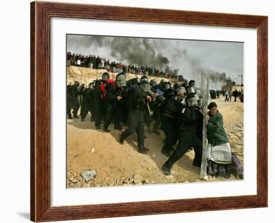 Jewish Settler Struggles with an Israeli Security Officer as Authorities Evacuated the Settlement-null-Framed Photographic Print