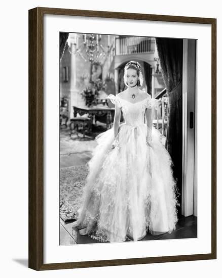 Jezebel, Bette Davis, 1938-null-Framed Photo