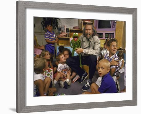 Jim Henson with Muppet, Kids at Jim Henson Productions Townhouse, Promote "Reading is Fundamental"-Ted Thai-Framed Premium Photographic Print