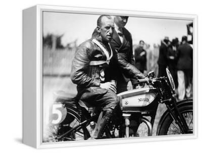 Artur Fenzlau Austrian Motorcycle And Motor Racing Photographer A Look At Some Of His Photos From Before Ww2