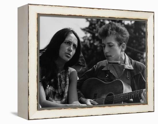 Joan Baez and Bob Dylan Singing at the 1963 Civil Rights March on Washington-null-Framed Stretched Canvas