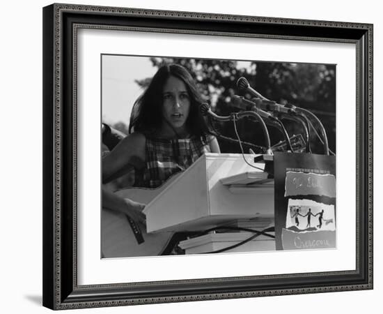 Joan Baez Singing at the 1963 Civil Rights March on Washington-null-Framed Photo