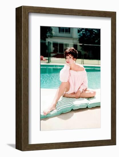 JOAN COLLINS.-null-Framed Photographic Print