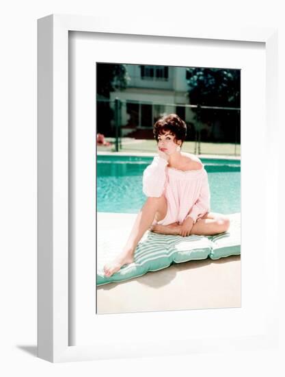 JOAN COLLINS.-null-Framed Photographic Print