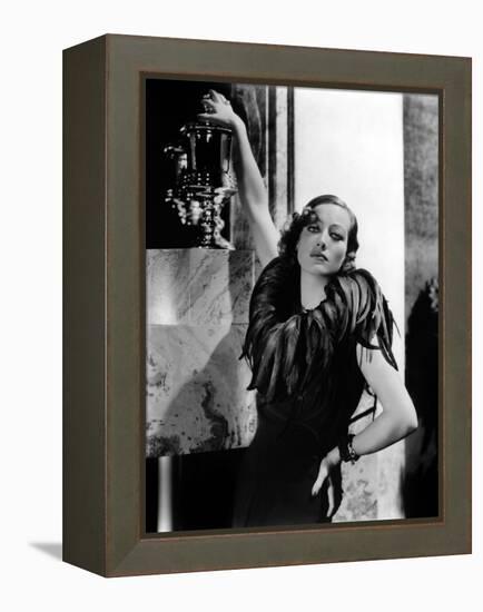 JOAN CRAWFORD dans les annees 30 JOAN CRAWFORD IN THE 30'S (b/w photo)-null-Framed Stretched Canvas