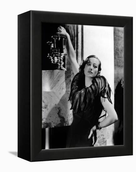 JOAN CRAWFORD dans les annees 30 JOAN CRAWFORD IN THE 30'S (b/w photo)-null-Framed Stretched Canvas