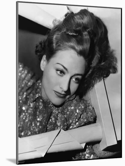 JOAN CRAWFORD dans les annees 30 JOAN CRAWFORD IN THE 30'S (b/w photo)-null-Mounted Photo