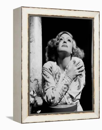 JOAN CRAWFORD dans les annees 30 JOAN CRAWFORD IN THE 30'S Hollywood U.S.A (b/w photo)-null-Framed Stretched Canvas