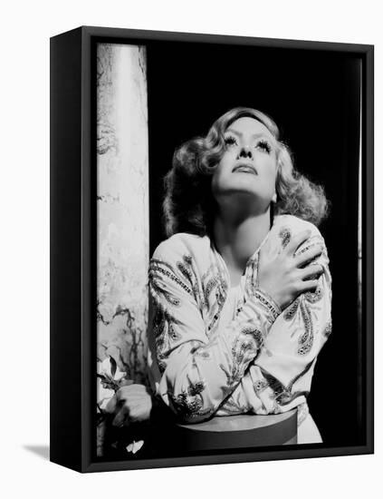 JOAN CRAWFORD dans les annees 30 JOAN CRAWFORD IN THE 30'S Hollywood U.S.A (b/w photo)-null-Framed Stretched Canvas