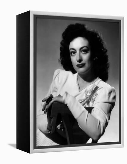 JOAN CRAWFORD dans les annees 40 JOAN CRAWFORD in the 40's (b/w photo)-null-Framed Stretched Canvas