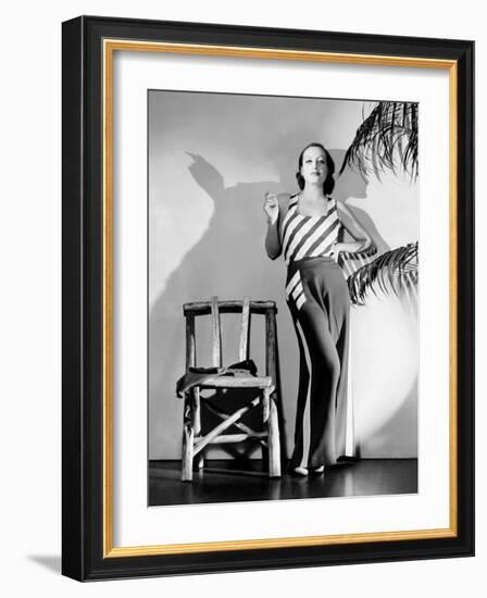 Joan Crawford-null-Framed Photo