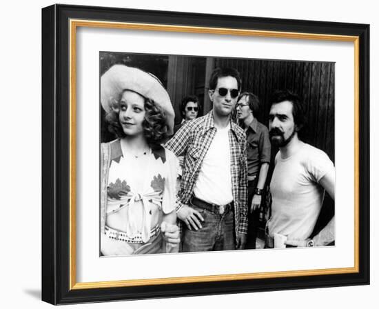 Jodie Foster; Martin Scorsese; Robert De Niro. "Taxi Driver" [1976], Directed by Martin Scorsese.-null-Framed Photographic Print