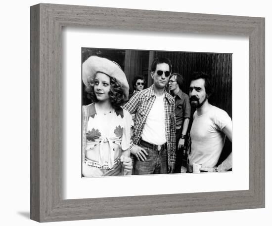 Jodie Foster; Martin Scorsese; Robert De Niro. "Taxi Driver" [1976], Directed by Martin Scorsese.-null-Framed Photographic Print