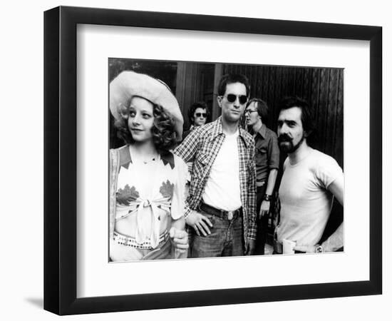 Jodie Foster; Martin Scorsese; Robert De Niro. "Taxi Driver" [1976], Directed by Martin Scorsese.-null-Framed Photographic Print