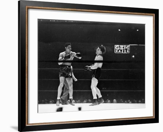 Joe Louis, Negro Boxer Fighting Perry-Peter Stackpole-Framed Premium Photographic Print