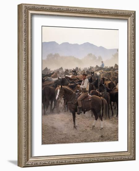 John Wayne Filming "The Undefeated"-John Dominis-Framed Premium Photographic Print