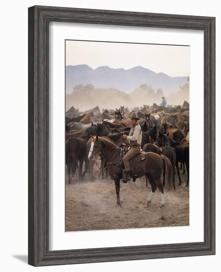 John Wayne Filming "The Undefeated"-John Dominis-Framed Premium Photographic Print