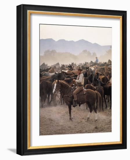 John Wayne Filming "The Undefeated"-John Dominis-Framed Premium Photographic Print