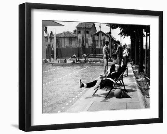 Johnny Dorelli at the Edge of a Swimming Pool-Angelo Cozzi-Framed Photographic Print