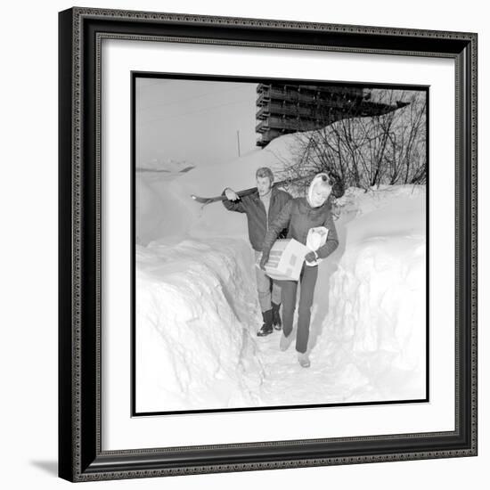 Johnny Hallyday and Sylvie Vartan in their Ski Chalet of Meribel (Southeast of France), Jan 1966-Beynon-Framed Photographic Print