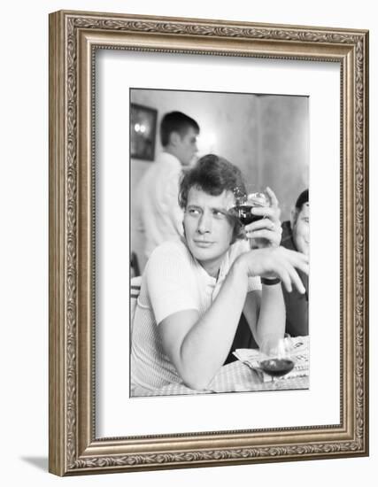 Johnny Hallyday Having a Drink with Some Friends-Richard Bouchara-Framed Photographic Print