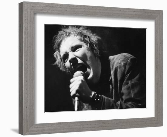 Johnny Rotten Sings-Associated Newspapers-Framed Photo