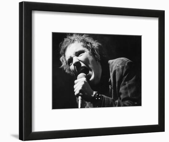 Johnny Rotten Sings-Associated Newspapers-Framed Photo