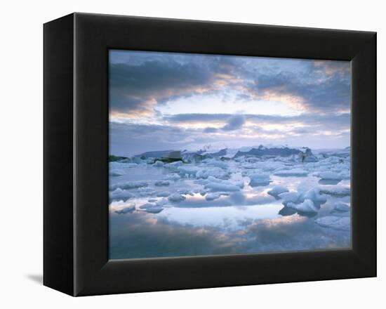 Jokuslarlon Glacial Lagoon, Vatnajokull Ice-Cap, Iceland, Polar Regions-Simon Harris-Framed Premier Image Canvas