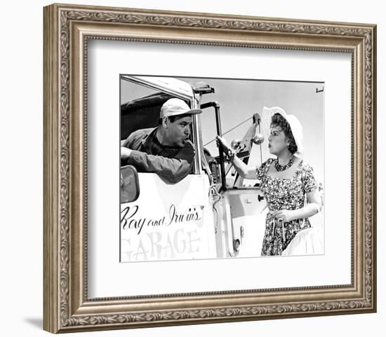 Jonathan Winters, It's a Mad Mad Mad Mad World (1963)-null-Framed Photo