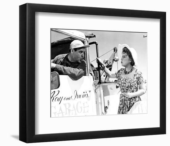 Jonathan Winters, It's a Mad Mad Mad Mad World (1963)-null-Framed Photo