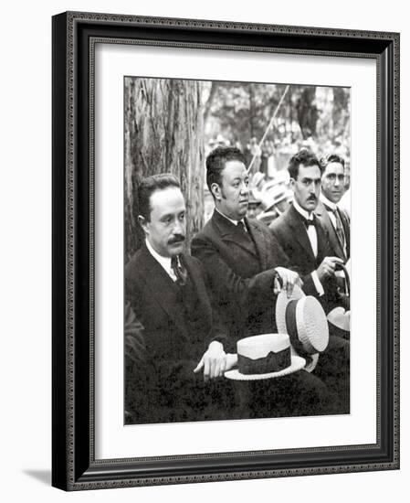 Jose Vasconcelos and Diego Rivera during an Outdoor Event at Chapultepec Park, Mexico City, 1921 (B-Tina Modotti-Framed Giclee Print