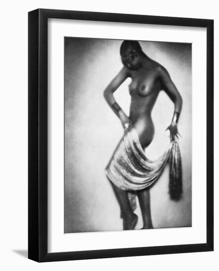 Josephine Baker (1906-1975)-null-Framed Photographic Print