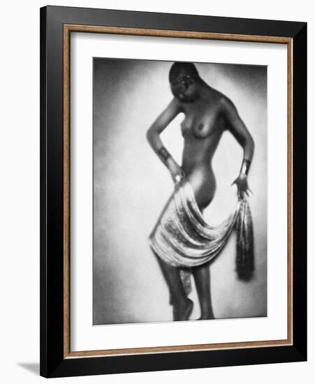 Josephine Baker (1906-1975)-null-Framed Photographic Print