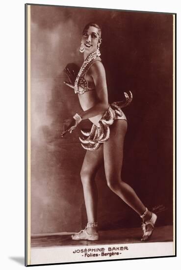 Josephine Baker (1906-1975)-null-Mounted Giclee Print